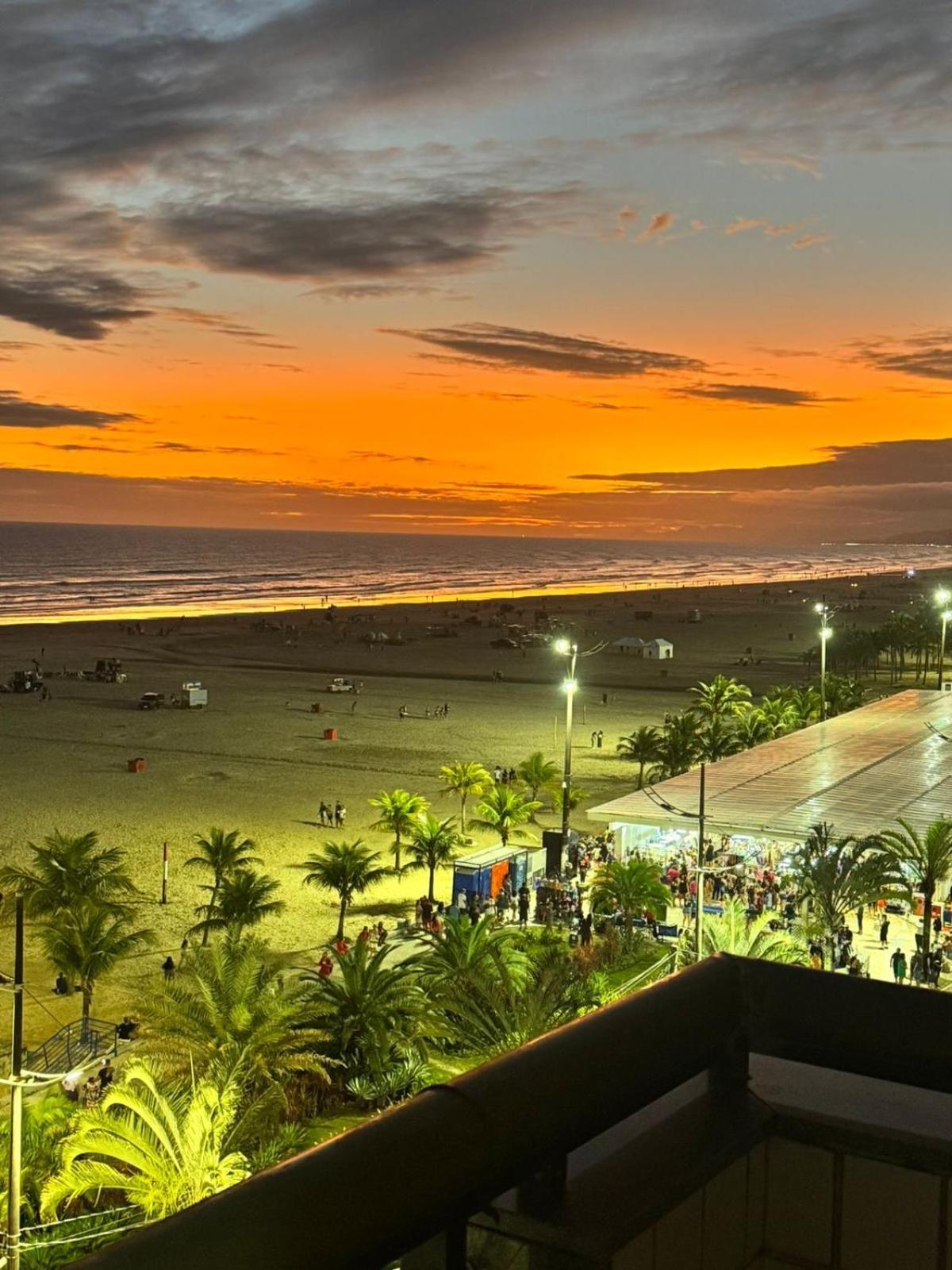 Guilhermina - Frente Pro Mar! Praia Grande  Exterior foto